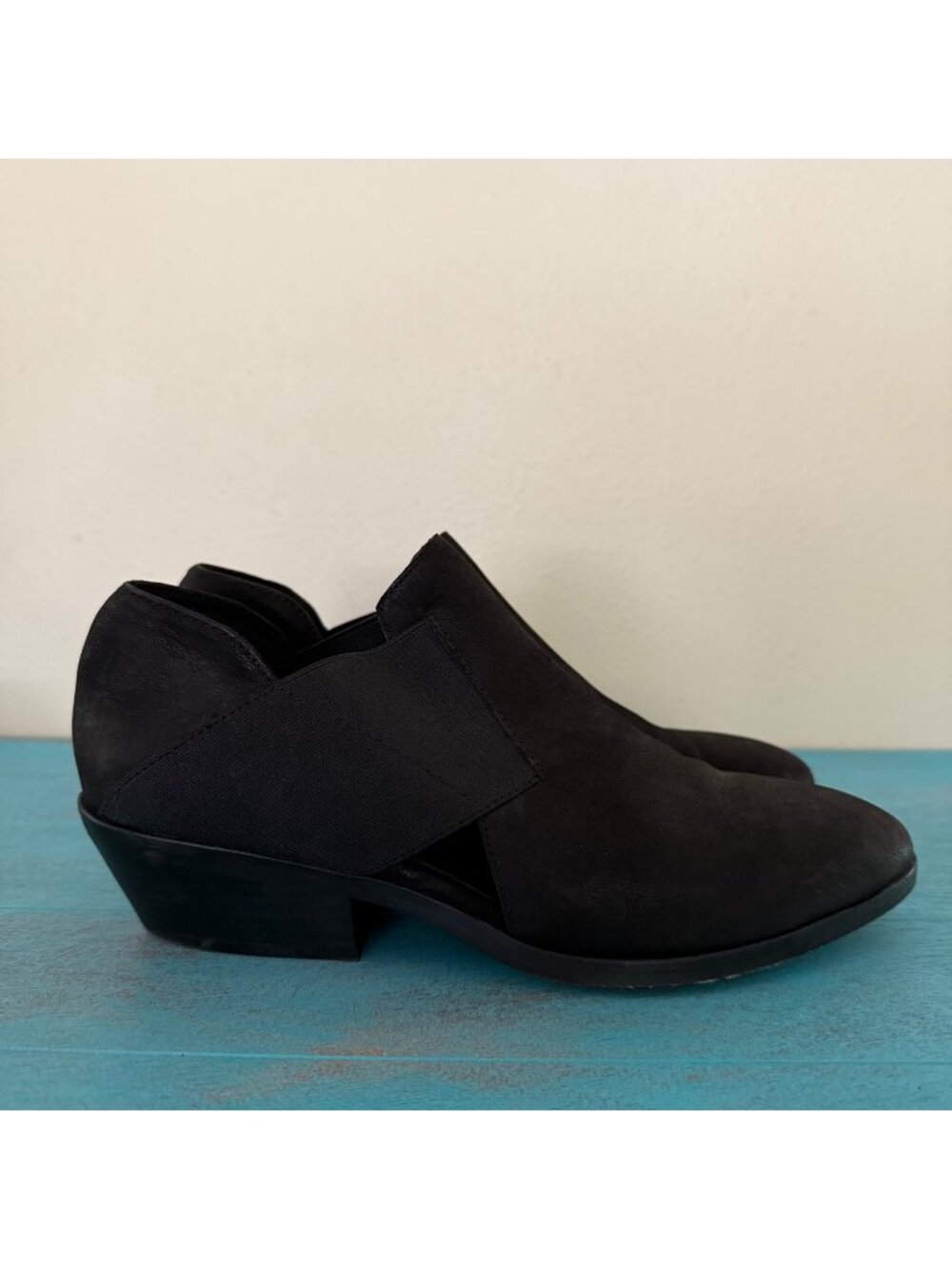 Eileen Fisher Walt Black Leather Cross Strap Ankle Boots Size 8